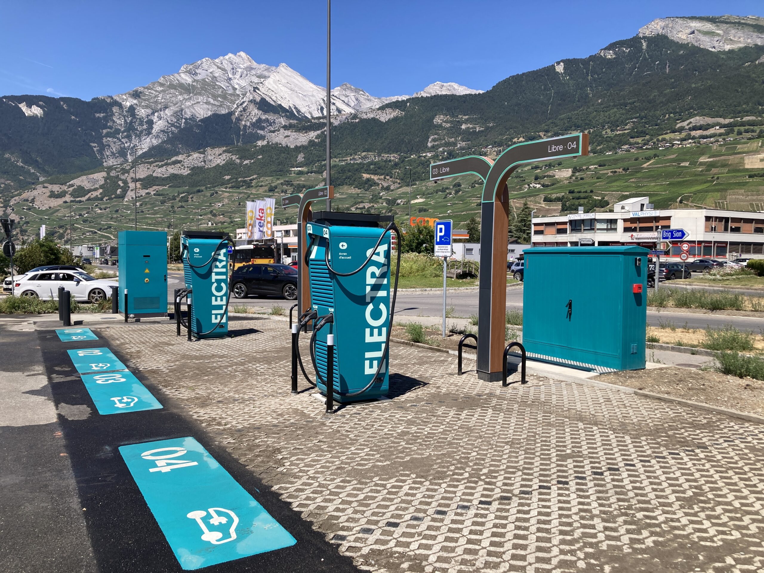 Mobilité électrique en Valais : Electra installe un nouveau hub à Conthey