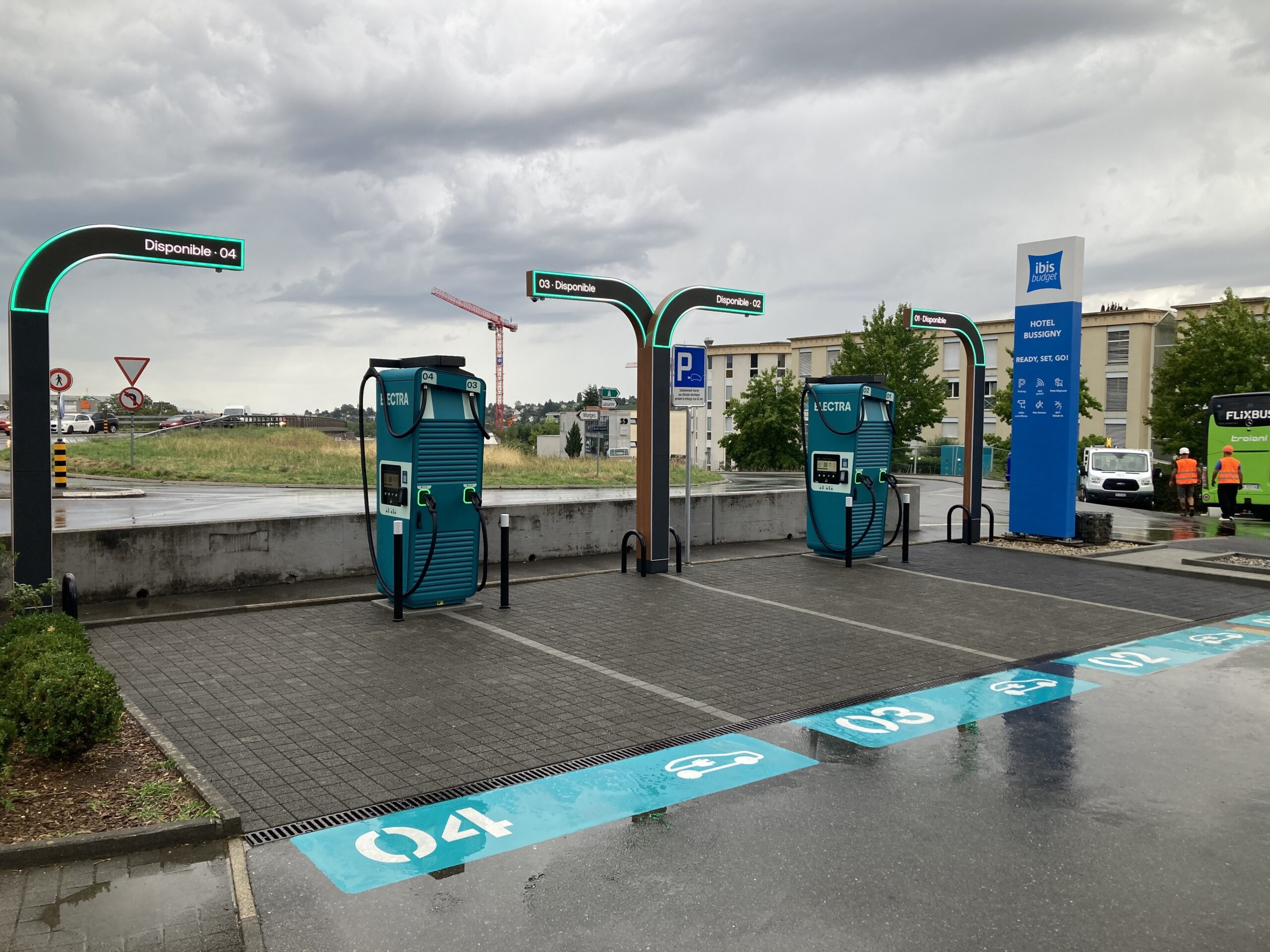 Electra inaugure une nouvelle station de recharge ultra-rapide à Bussigny
